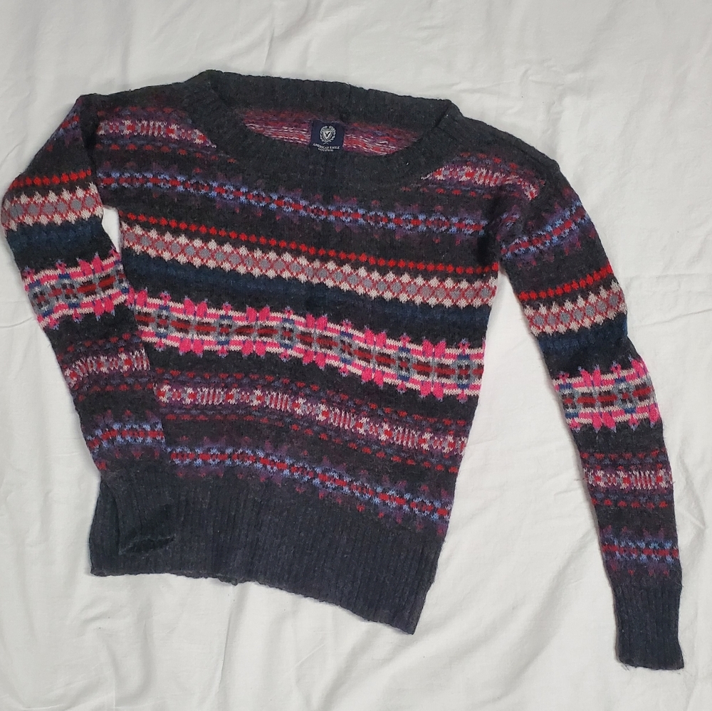 American Eagle Sweater
